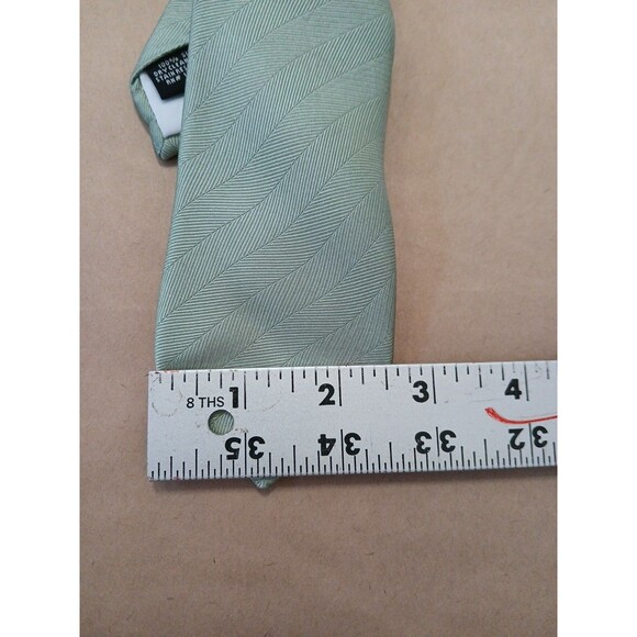 The Tie Bar Mens Neck Tie 100% Silk Sage Green 59" X 2.75" - Picture 5 of 6